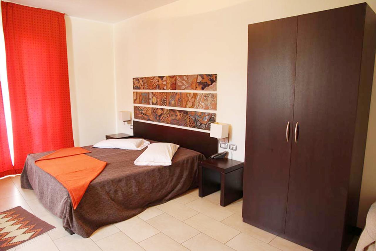 Hotel Al Ritrovo Castelluzzo Exterior photo